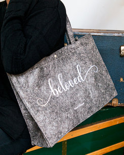 Vilten shopper 'Beloved' Vilten shopper 'Beloved'